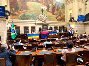 Debate celebra o Dia Internacional do Orgulho LGBTQIA+