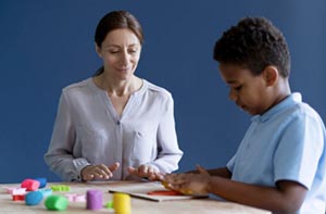 Agora é Lei: Câmara cria obrigatoriedade de avaliação individualizada para alunos com deficiência